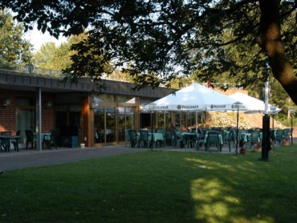 Photo: Elbterrasse im F&amp;uuml;rstengarten - Sch&amp;uuml;tzenhaus